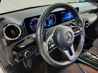 Mercedes-Benz Clase A A180d AUTO