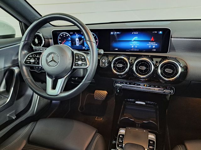 Mercedes-Benz Clase A A180d AUTO