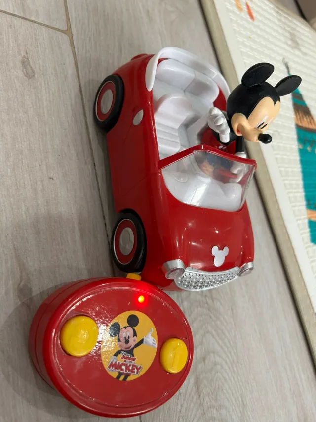 Coche Mickey Mouse teledirigido
