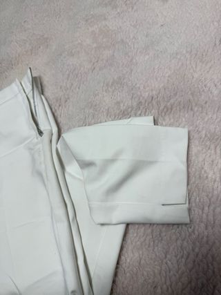 Pantalón Stradivarius blanco vestir