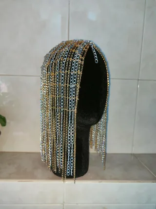 Copricapo catena parrucca