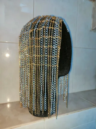 Copricapo catena parrucca