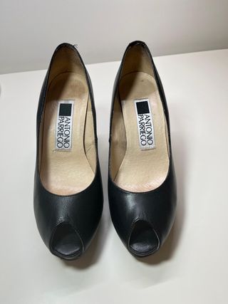 Zapatos Antonio Parrego Tacón Negro Peep Toe