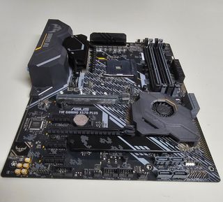 Asus Tuf x570 Plus
