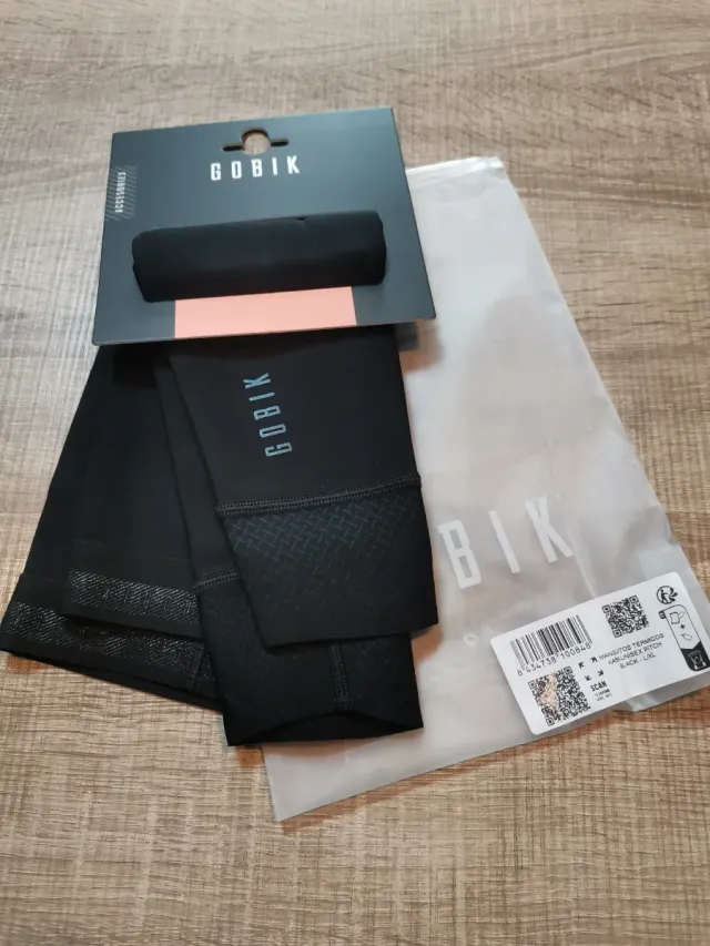 Manguitos Térmicos Gobik L-XL Negros