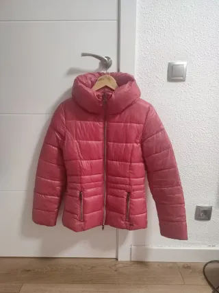 Plumas Guess Rosa Talla M