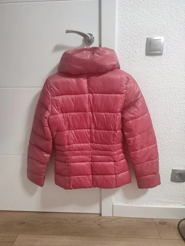 Plumas Guess Rosa Talla M