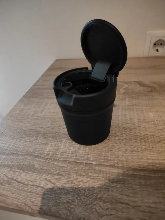 Cenicero Coche Oficial Grupo Volkswagen