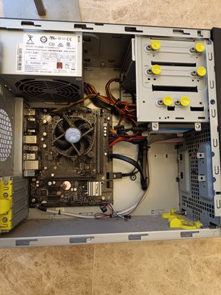 PC ECS Intel Core i5-10400 8GB RAM SSD 250GB