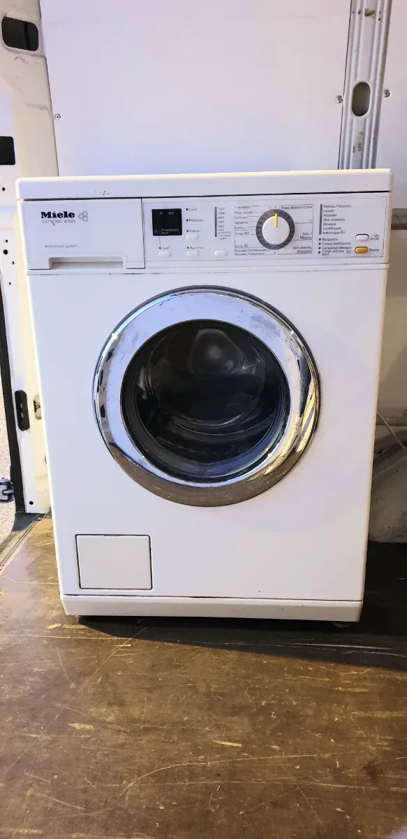 LAVADORA+TRANSPORTE INCLUIDO