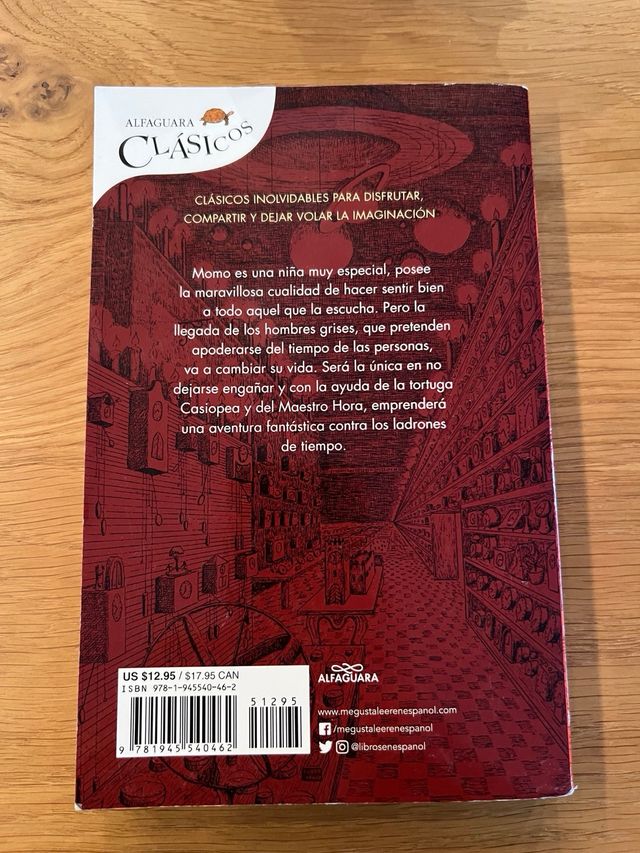 Momo (Spanish Edition) (Colección Alfaguara Clá...