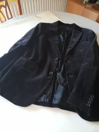 Chaqueta sastre terciopelo negro chico,talla M.
