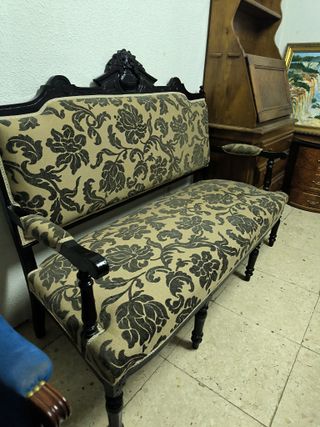 Sofá antiguo 3 plazas tapizado floral