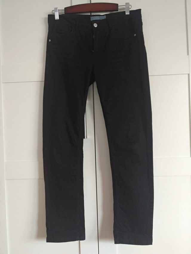 Pantalón NUEVO tipo pitillo tobillero. Festa T.40