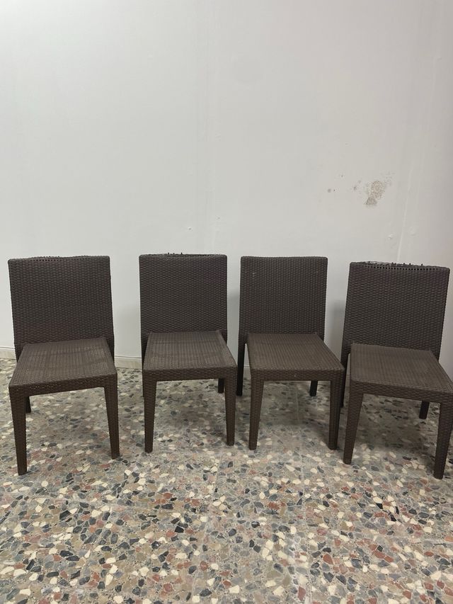 Conjunto Muebles Jardín Sofá Sillas y Mesas