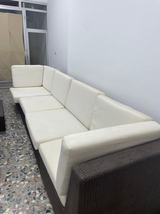 Conjunto Muebles Jardín Sofá Sillas y Mesas