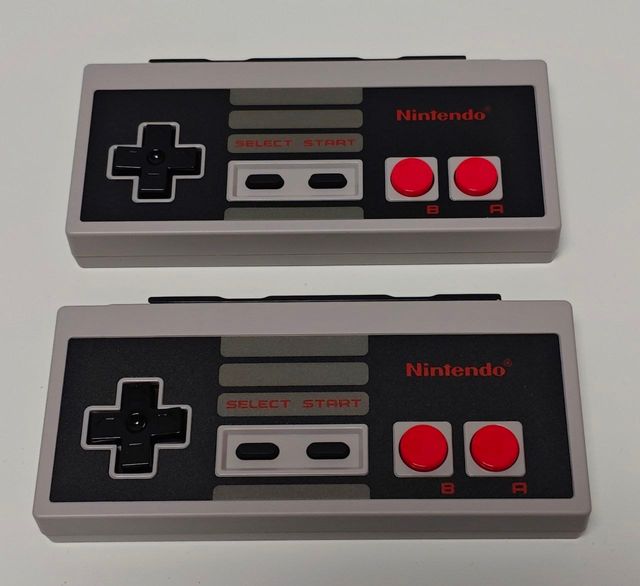 Mando Nintendo Switch Online NES - Nunca usados
