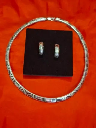 Conjunto Plata de Ley 925 Collar y Pendientes
