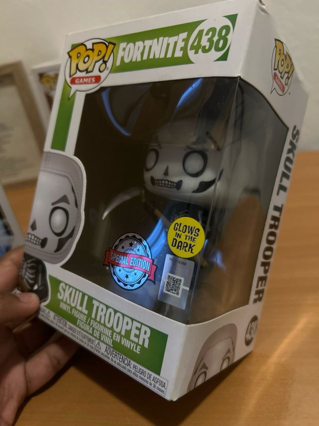 3 Funko Pop Marvel, Fortnite, Iron Hammer