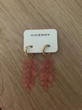 Pendientes Viceroy largos hoja rosa y oro