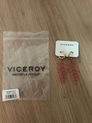 Pendientes Viceroy largos hoja rosa y oro