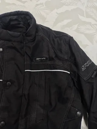 Chaqueta de moto negra