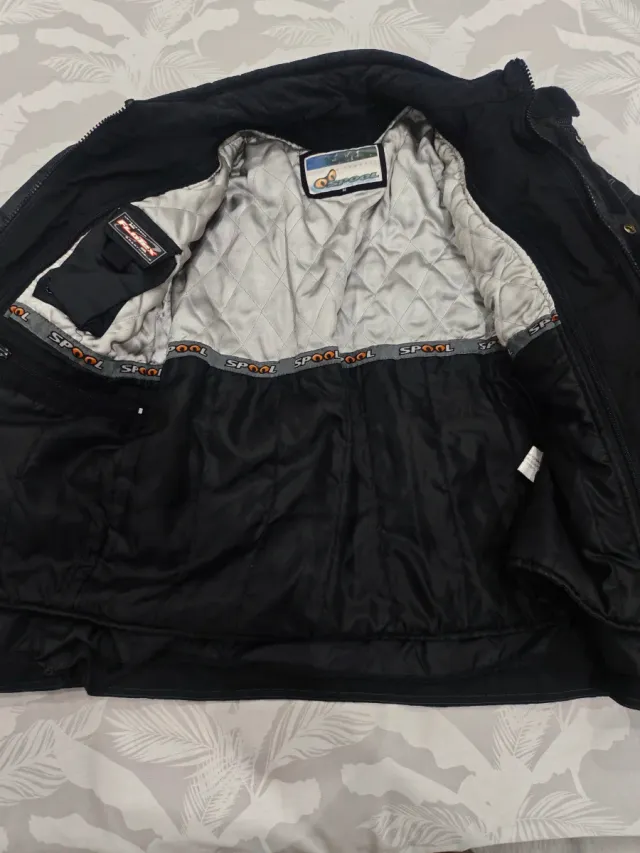 Chaqueta de moto negra