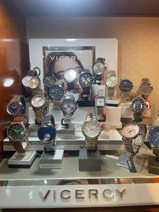 Reloj Viceroy Dorado y Plateado