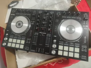 Controlador DJ Pioneer DDJ-SR Negro