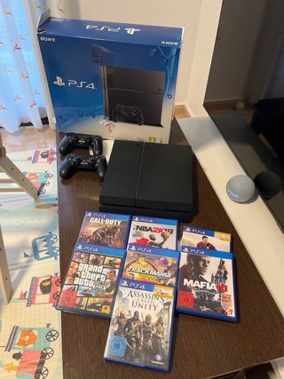 PS4 500GB + 2 Mandos + 7 Juegos