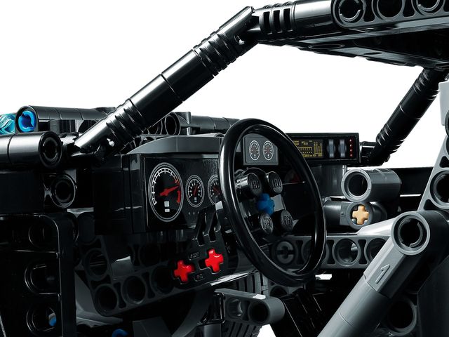 LEGO Technic 42127 Batman Batmobile