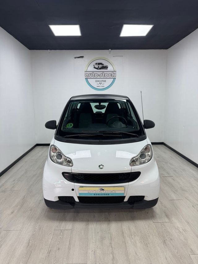 smart fortwo 2011 / AUTOMATICO / PANTALLA / C /