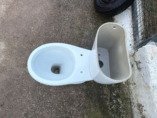 Inodoro Victoria con cisterna