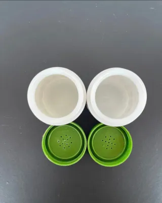 Set saliera e pepiera decorata