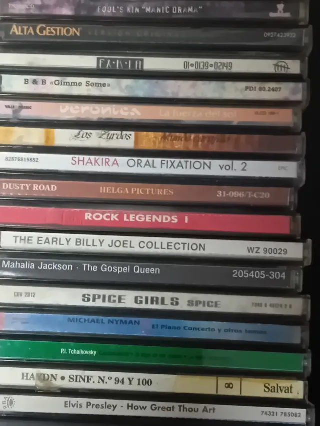 Lote 3 di 100 CD Musica Varia