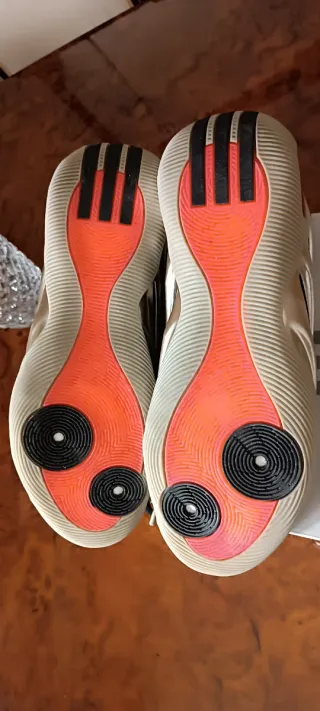 Adidas Harden Volume 9 Scarpe da Basket