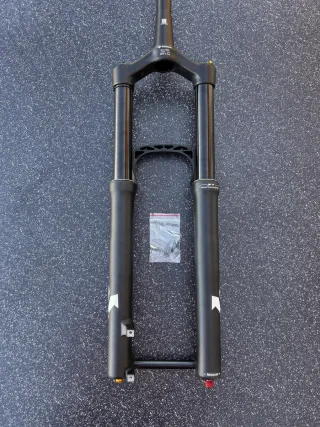 Horquilla Formula *NUEVA* Selva C 160mm Muelle 29"