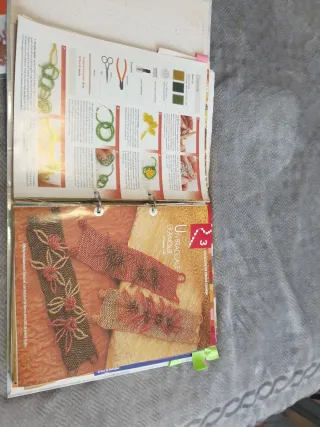 Perline di vetro assortite + guida pratica