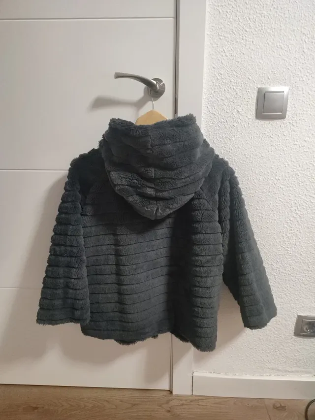 Chaqueta pelo gris oscuro