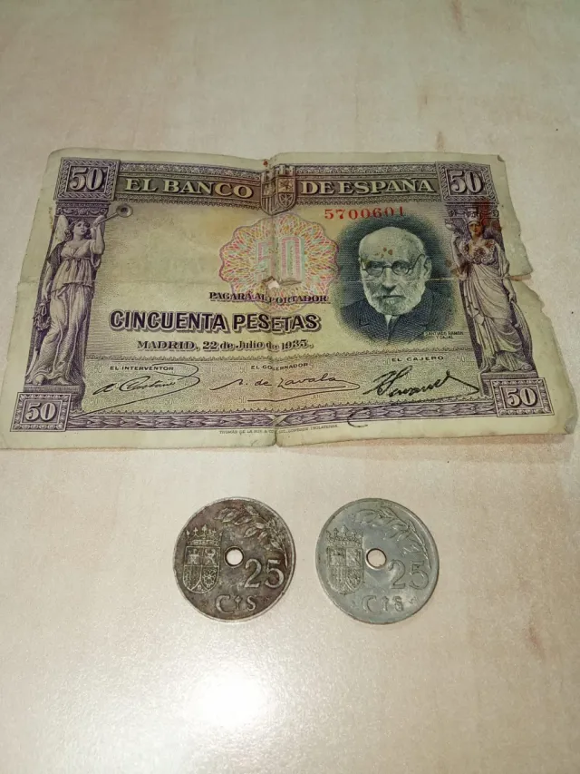 Billete 50 Pesetas 1935 + 2 Monedas 25 Cts 1937