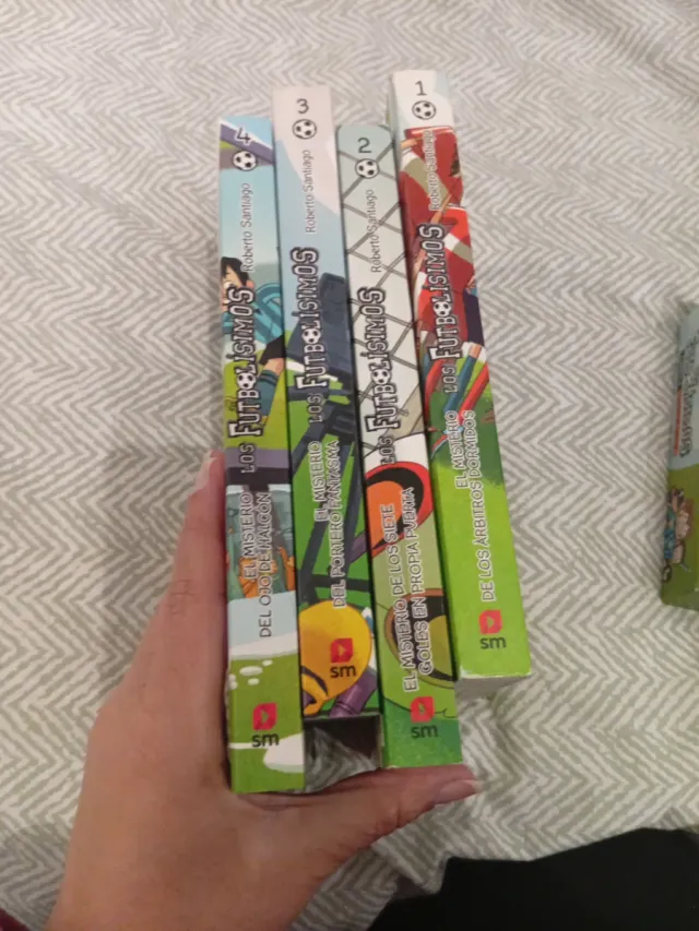 Los Futbolísimos 1: El misterio de los árbitros...