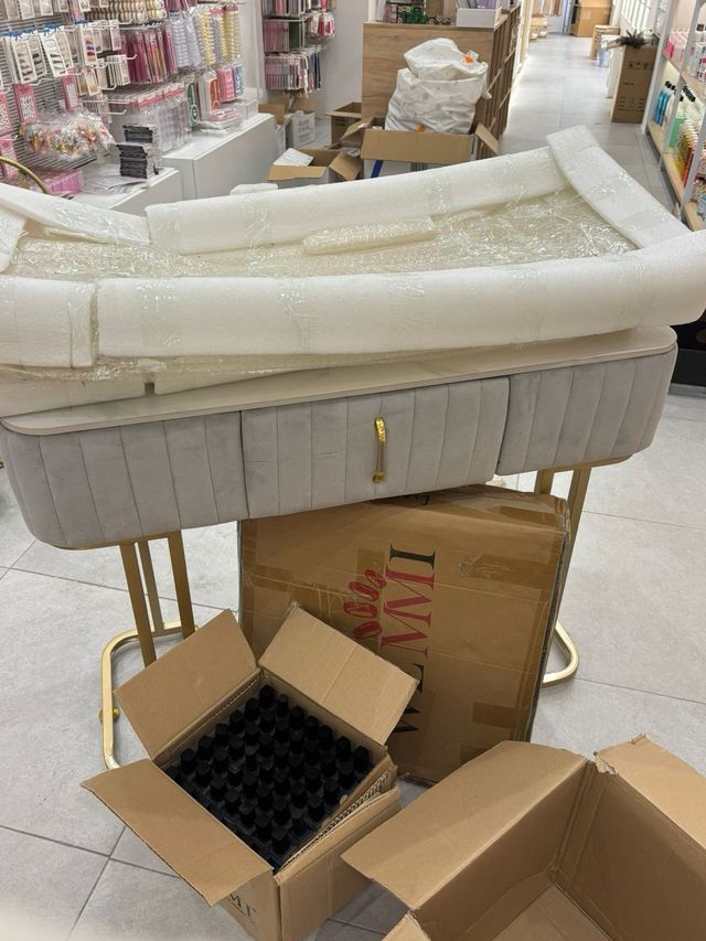 Tocador con espejo y cajón nuevo