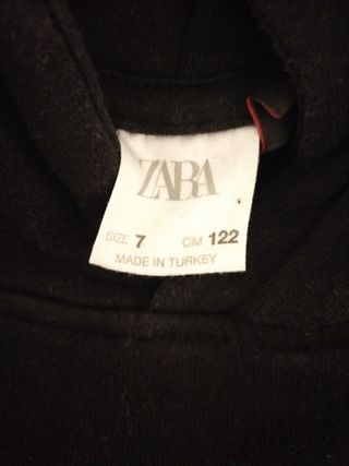 Sudadera Stranger Things Talla 7 años.122cm.Zara