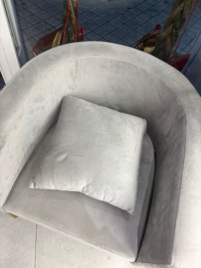 Sillón Terciopelo Gris Patas Doradas
