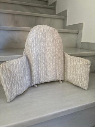 Cojín soporte trona estampado