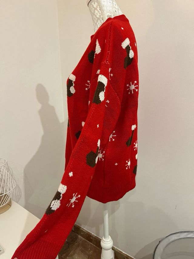 Jersey Navideño Rojo con dibujos de Calcetines