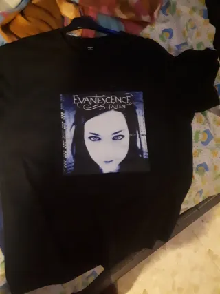 Camiseta Evanescence XL (Portada Fallen)