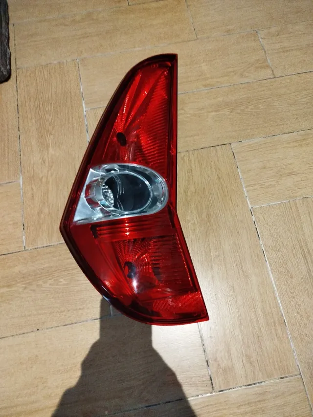 Piloto Trasero Suzuki Splash