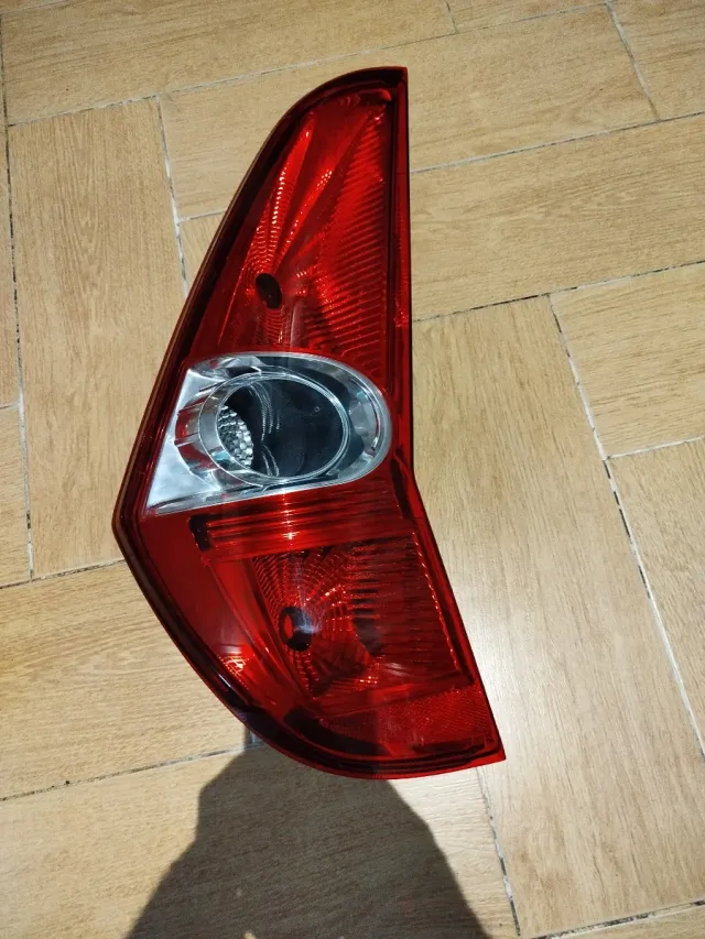 Piloto Trasero Suzuki Splash