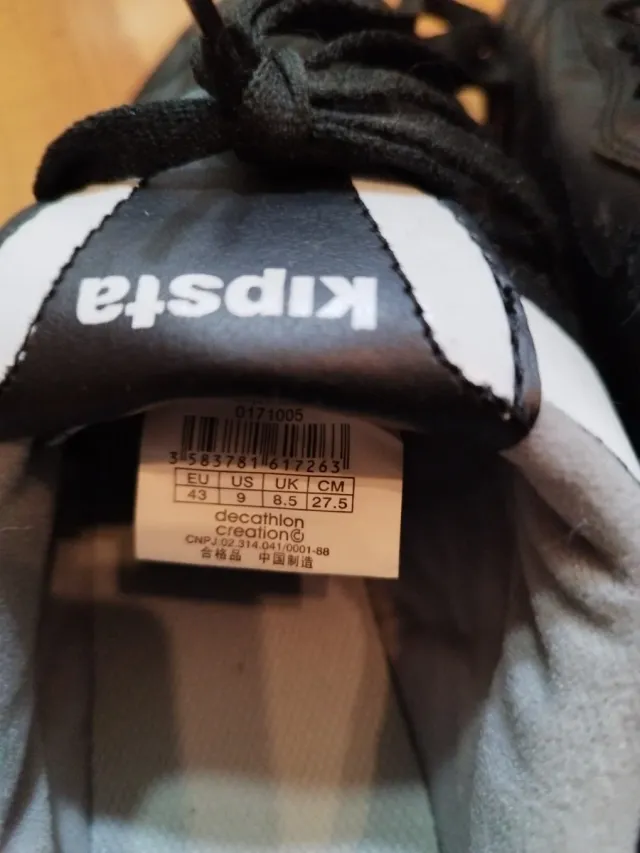 Botas de fútbol Kipsta negras